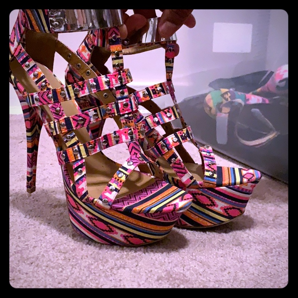 Platform multicolor heels